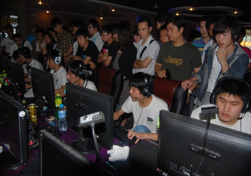 Wei莉莉娅怒抢大龙 knight斯莫德单杀Xiaohu BLG先下一城