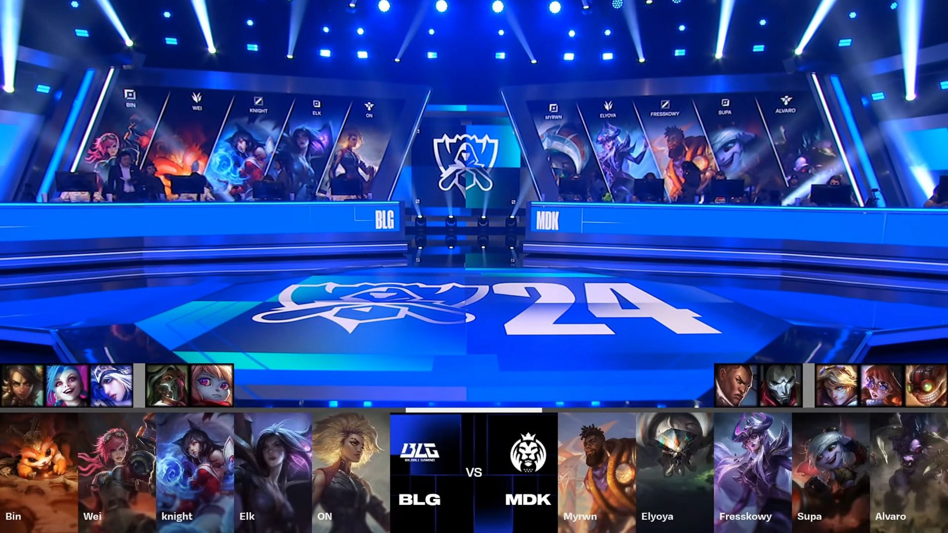 LPL女主持人希然晒照：一会赛前发布会见勒