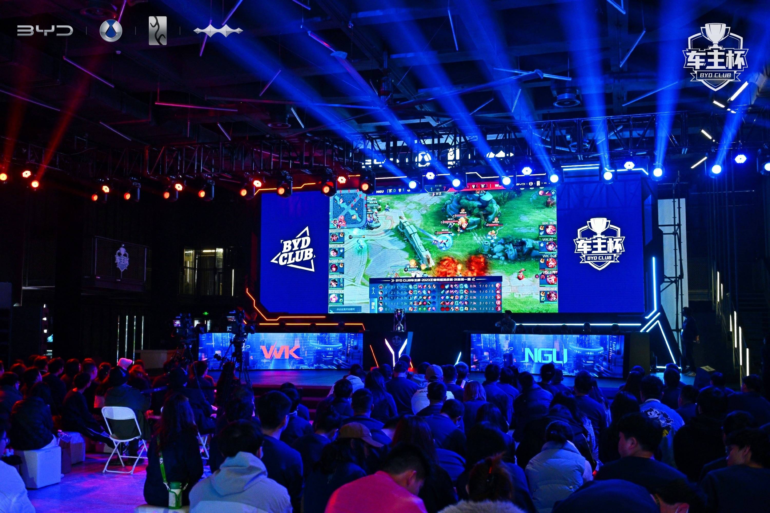 图一图二判若两人，ultimate史诗级反差表现